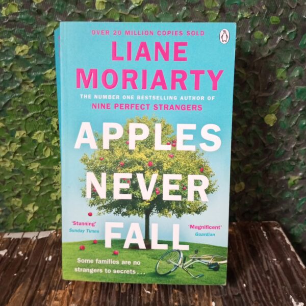 Apples Never Fall by Liane Moriarty