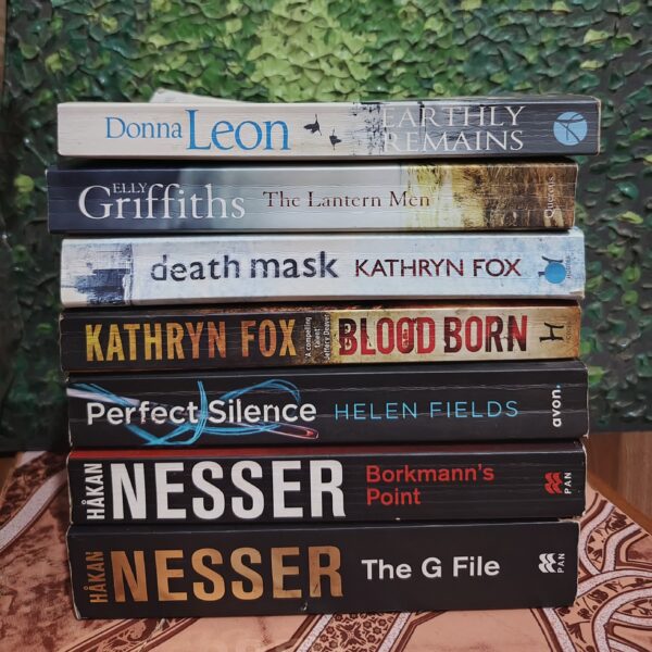 A Set of 7 Crime/Mystery/Thriller Books